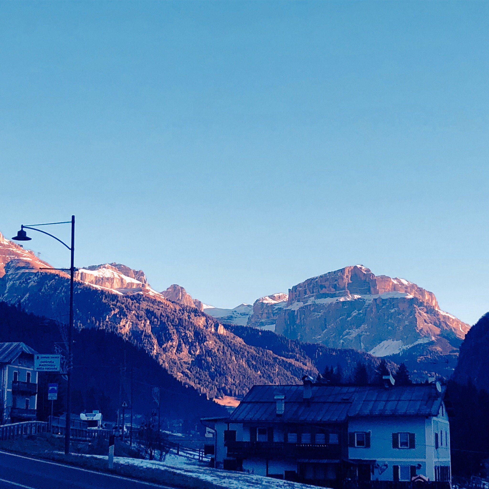 瓦久蕾酒店-官方