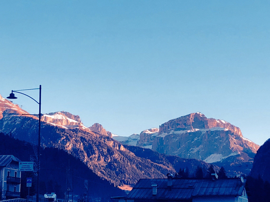 瓦久蕾酒店主图