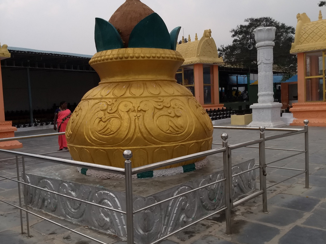 Kotilingeshwara Temple景点图片