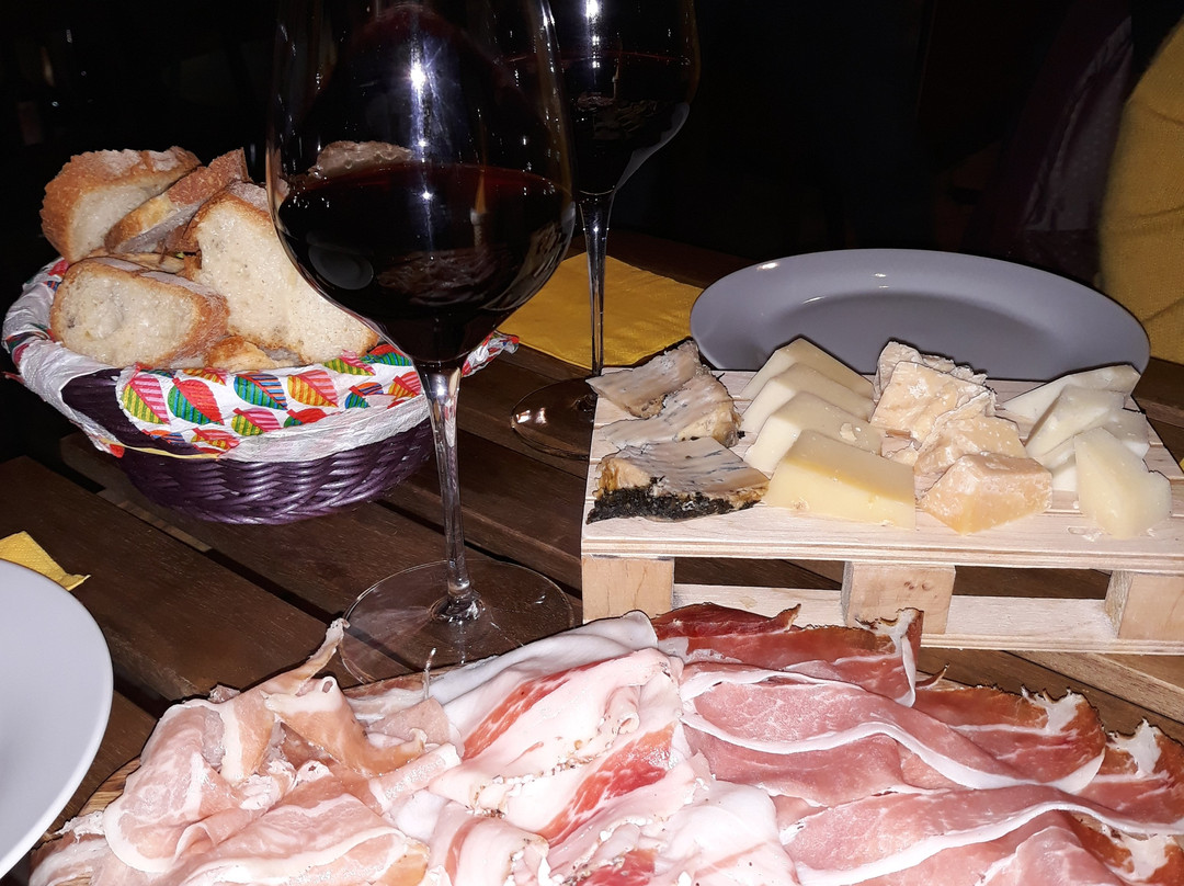 Enoteca Red Red Wine-米兰必去景点