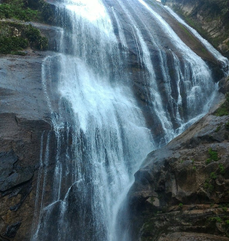 Gato Waterfall-伊利亚贝拉必去景点