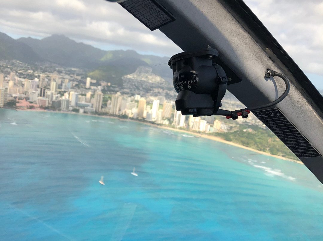 Blue Hawaiian Helicopters - Oahu景点图片