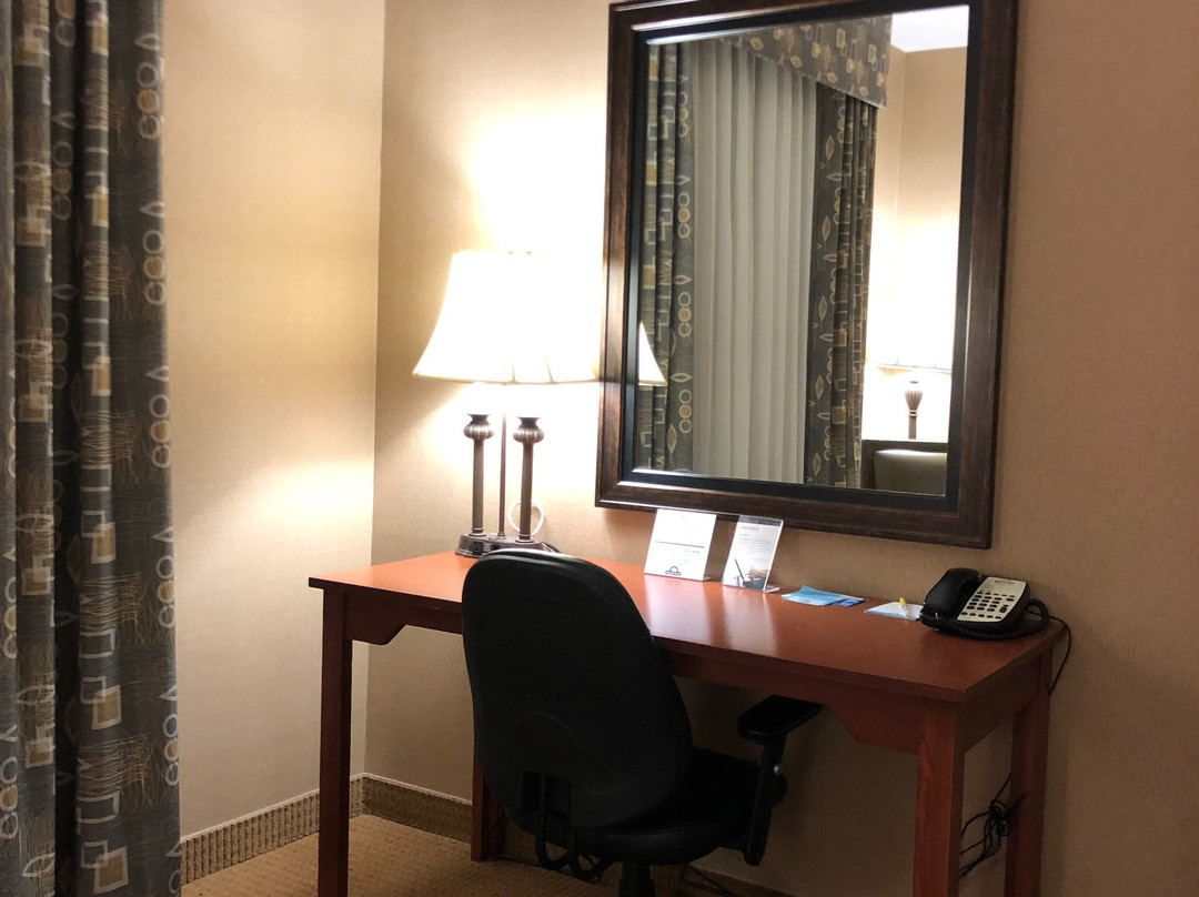 Days Inn & Suites By Wyndham Strathmore主图