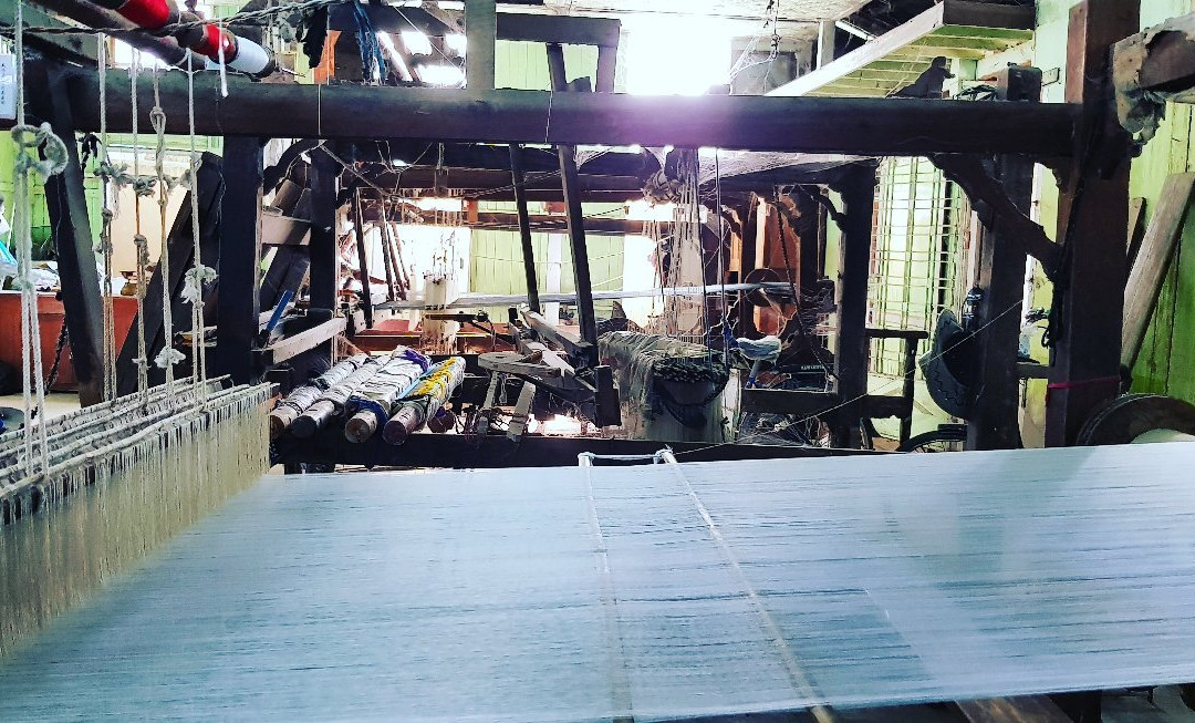 Thein Nyo Silk Weaving Factory景点图片