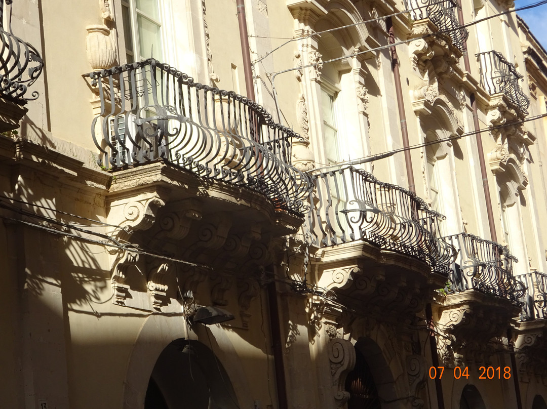 Palazzo Impellizzeri - Vianisi-锡拉库扎必去景点