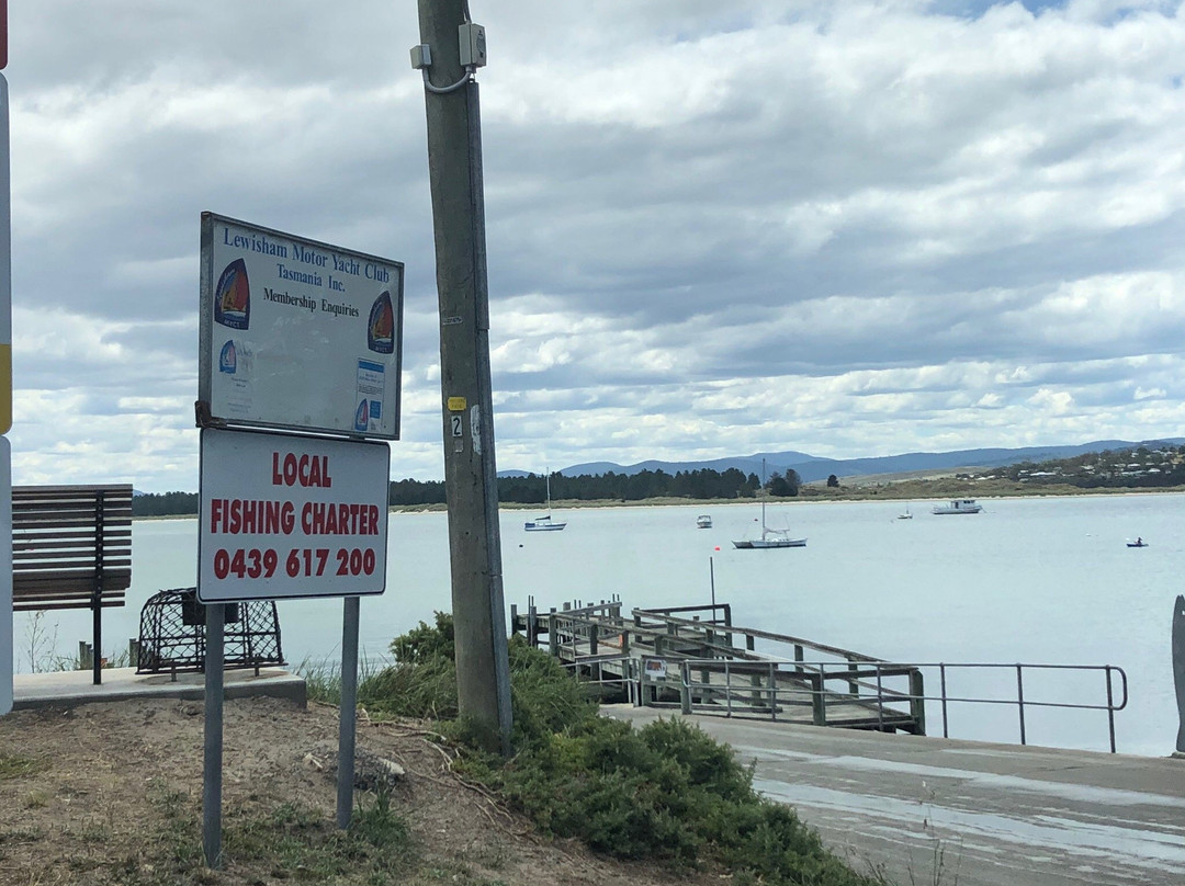 Boat Park-索雷尔必去景点