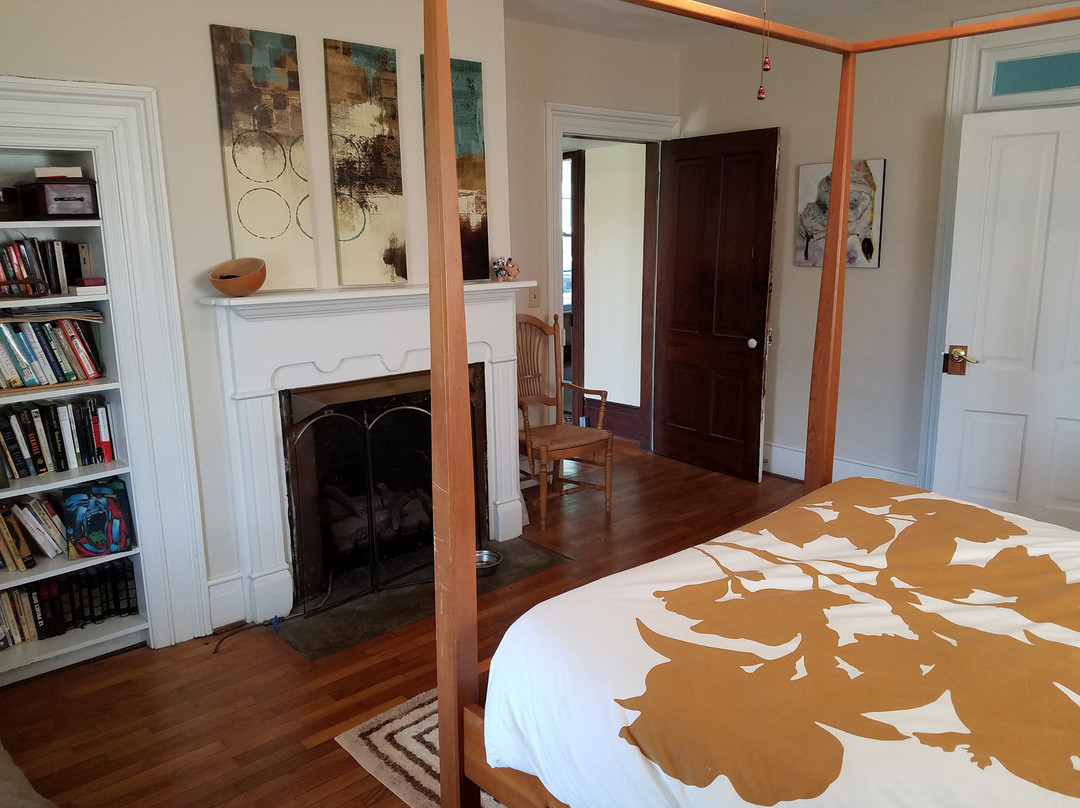 Le Bleu Ridge Bed and Breakfast主图