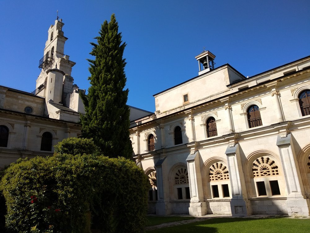 Monasterio de Santa Maria de La Vid景点图片