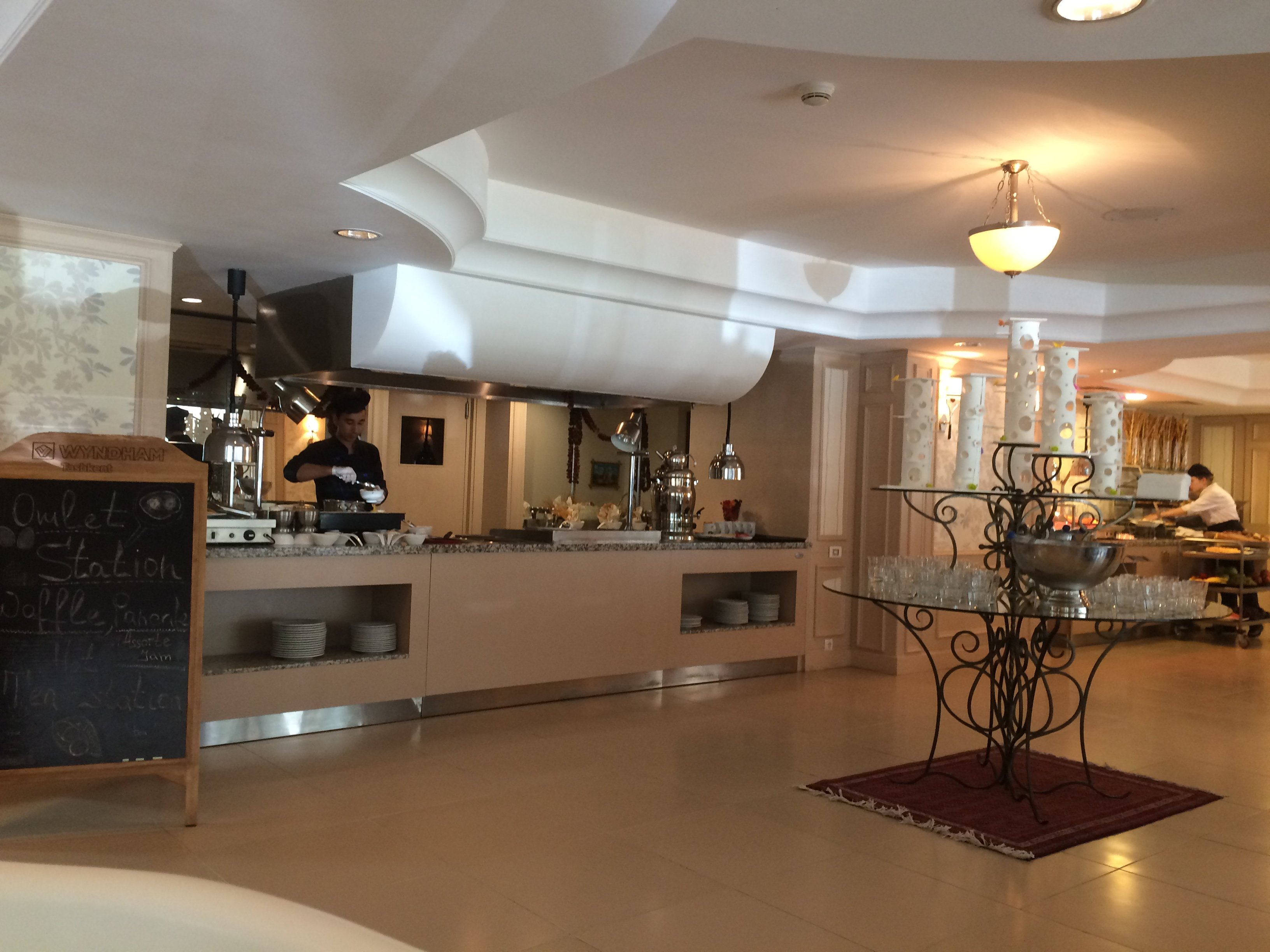 Wyndham Tashkent-餐饮