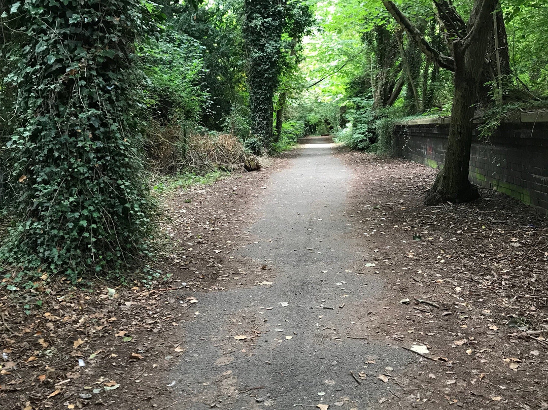 Smestow Valley Local Nature Reserve景点图片