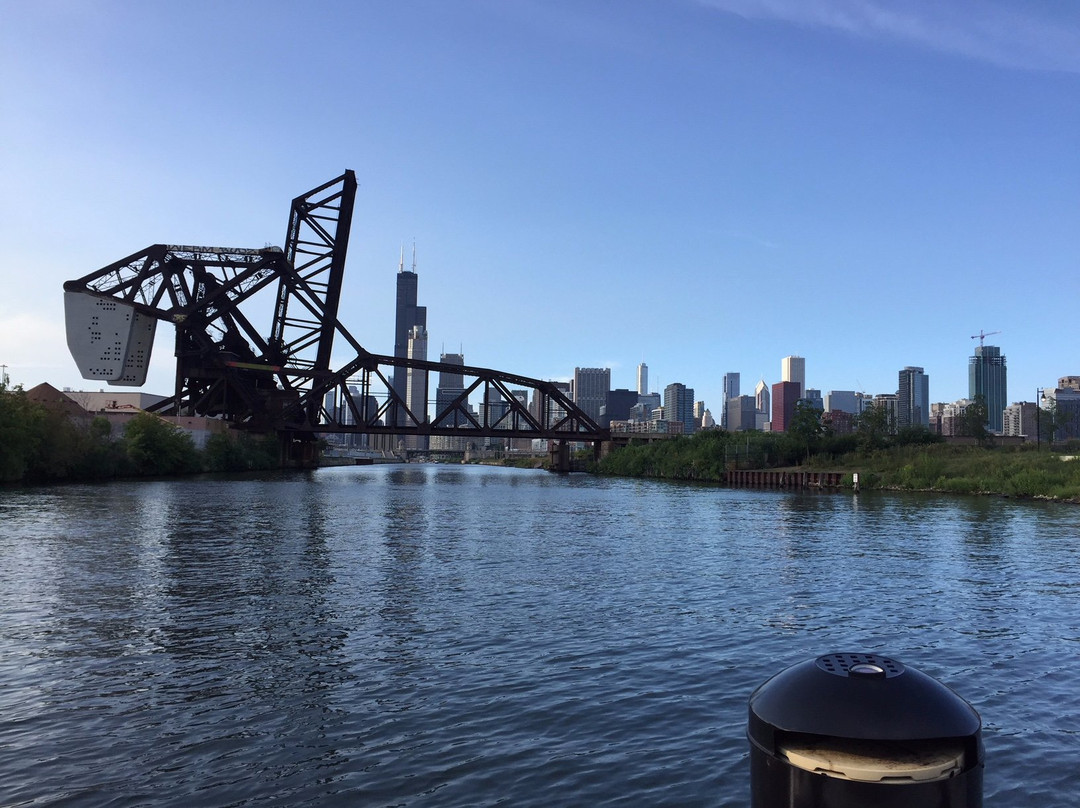 BBQ Pontoon-芝加哥必去景点