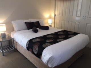 Melton Motor Inn and Apartments主图