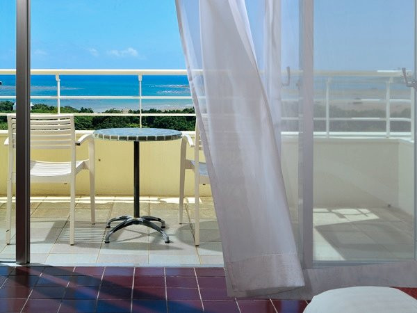 沖繩喜璃癒志EXES石垣島高級渡假飯店主图