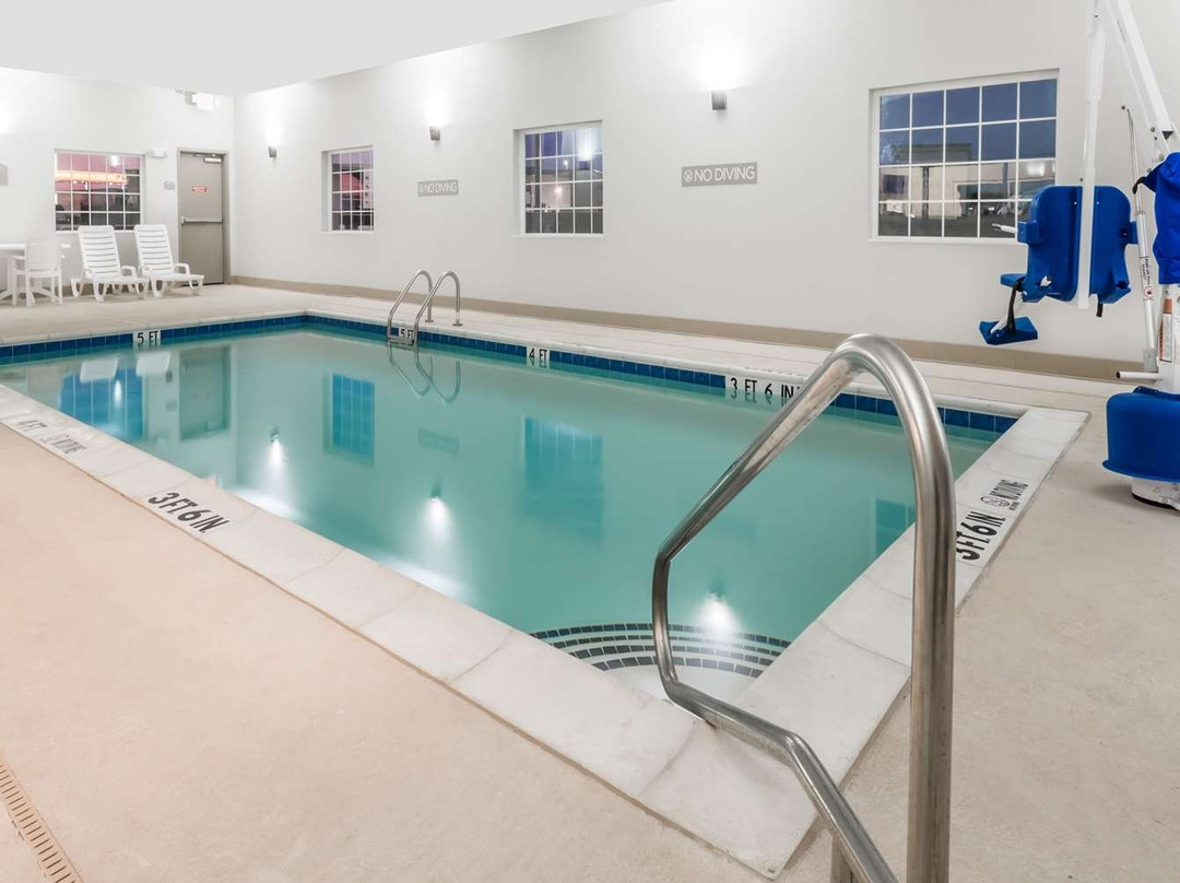 Microtel Inn and Suites by Wyndham Sweetwater主图