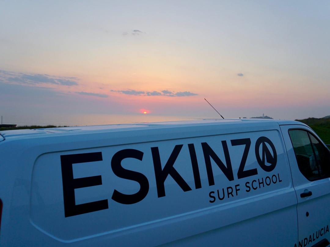 Eskinzo Surf School-Porthtowan必去景点