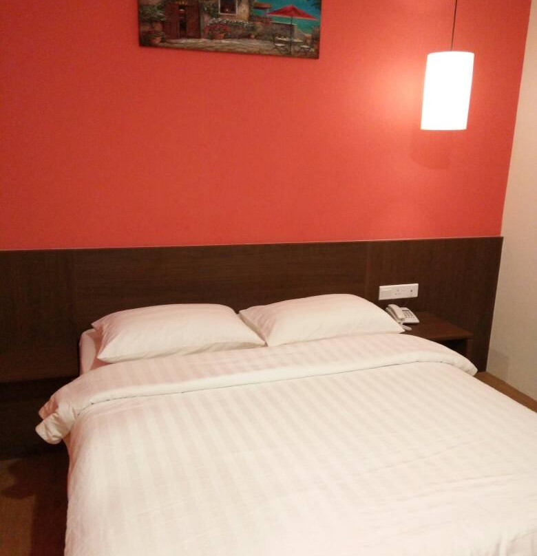 加叻酒店住宿-Golden Peak Inn