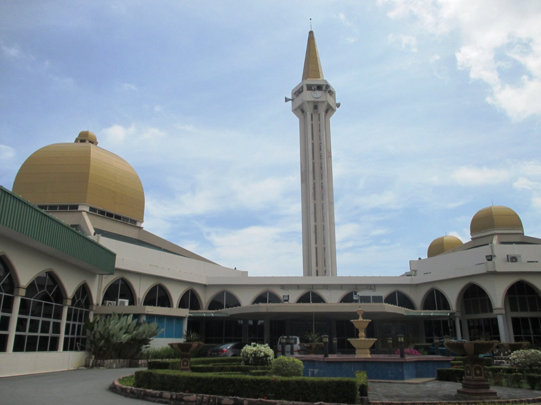 Bolkiah Mosque景点图片