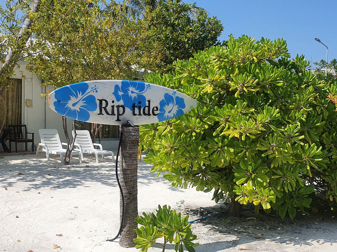 Rip Tide Vacation Inn