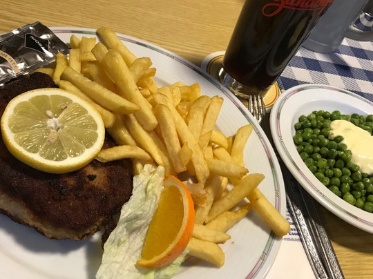 Schillingsfurst餐馆和美食-Gasthof zur Romantischen Strasse