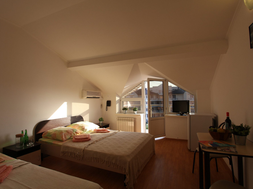 Guest House Troya主图