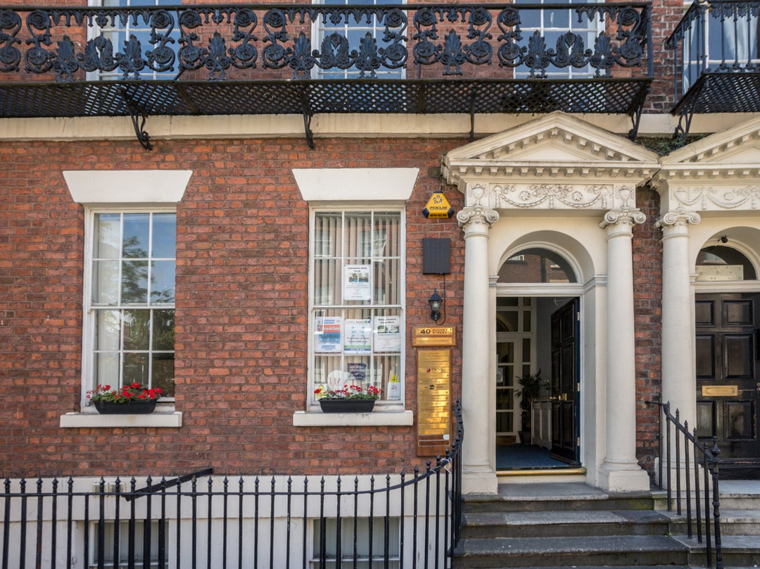 Pure Therapy Clinic-利物浦必去景点