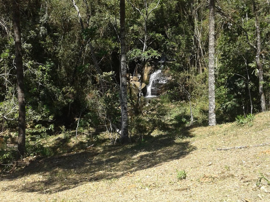 Cachoeira Da Boa Vista Dos Barbosas-Bueno Brandao必去景点