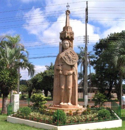 Statue of Roland-Rolandia必去景点