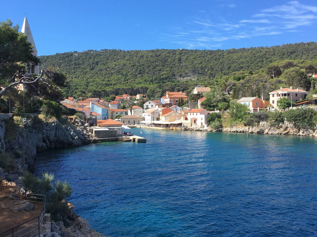 Breakwater Rovenska-Veli Lošinj必去景点