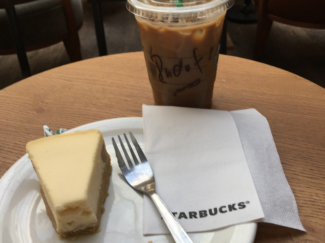Avion Shopping Park景点图片