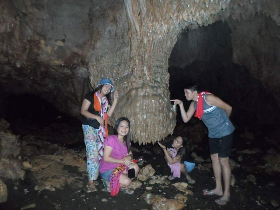 Lahab Cave景点图片