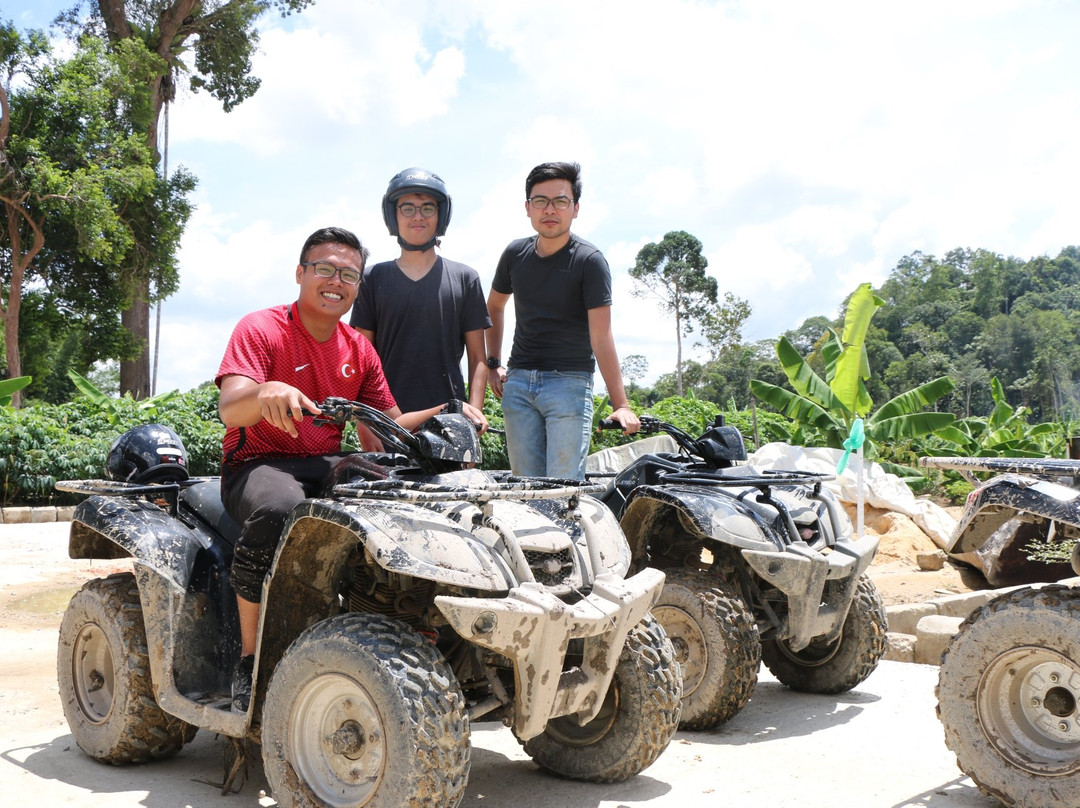 Brunei ATV Tour-斯里巴加湾必去景点