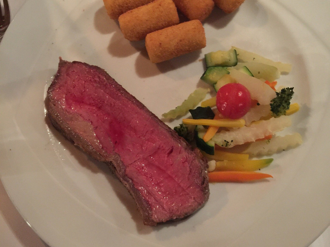 Beromunster餐馆和美食-Restaurant Hirschen