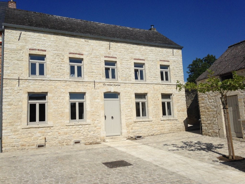 La Maison en Pierre主图