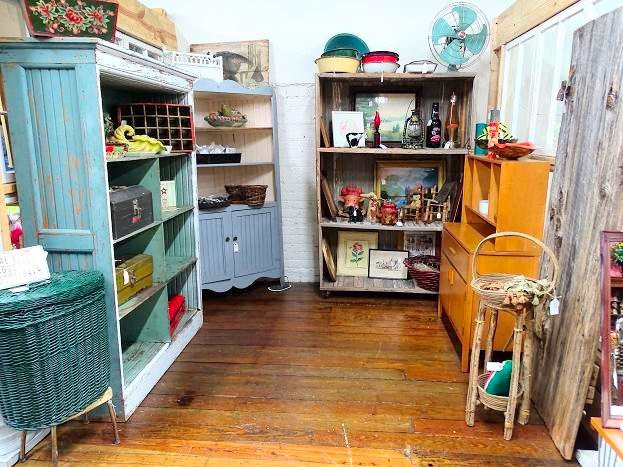 Old Timey Place Antiques景点图片