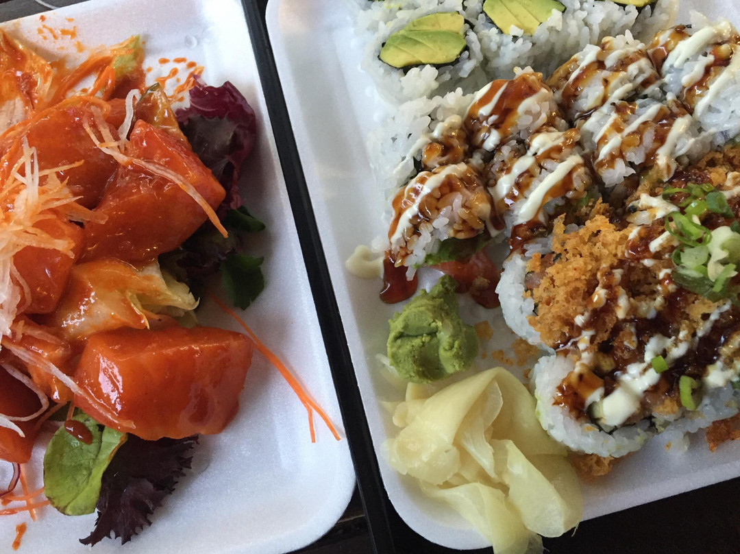 MoMo Sushi