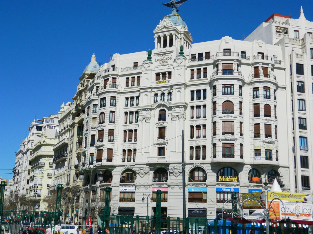 Barx旅游景点-Edifici La Unió i El Fènix