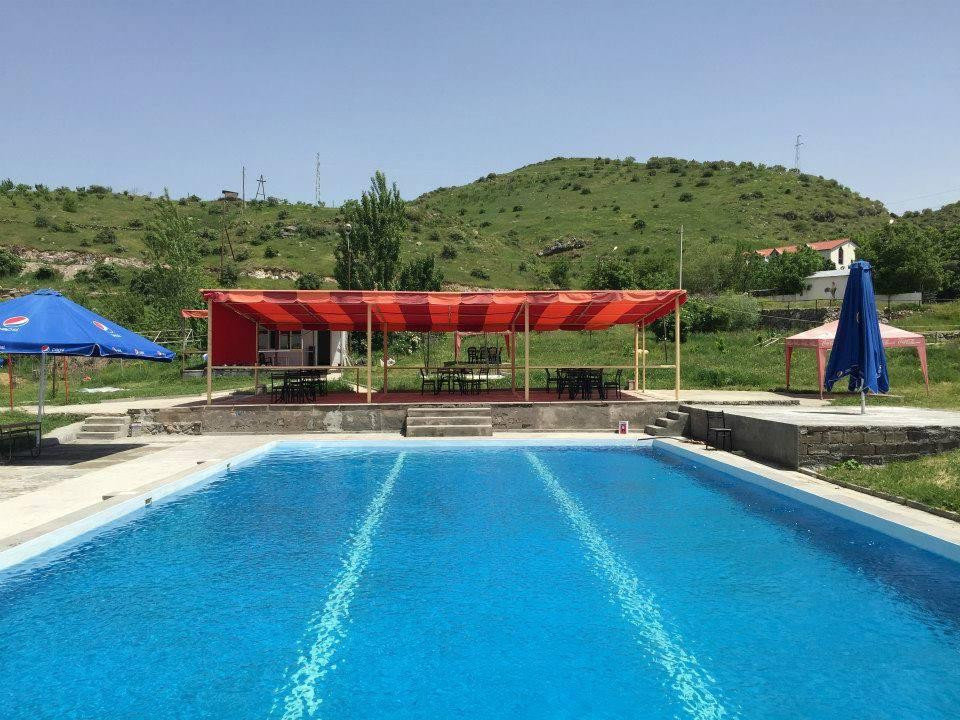Golden Rooster Hotel