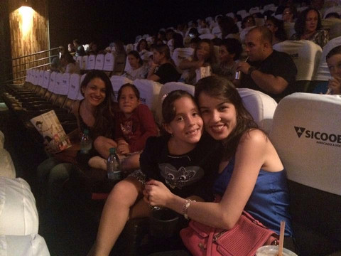 Bouganville Shopping-戈亚尼亚必去景点