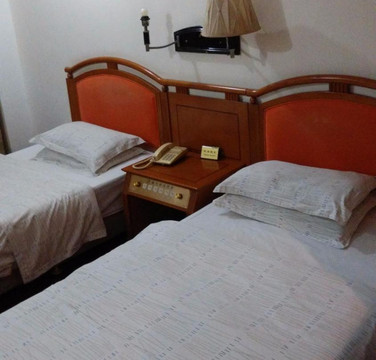 宜致酒店(广州北京路步行街西门口地铁站店)主图