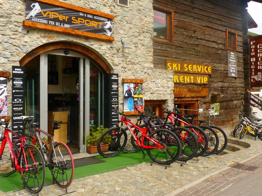 Rent Vip-利维尼奥必去景点