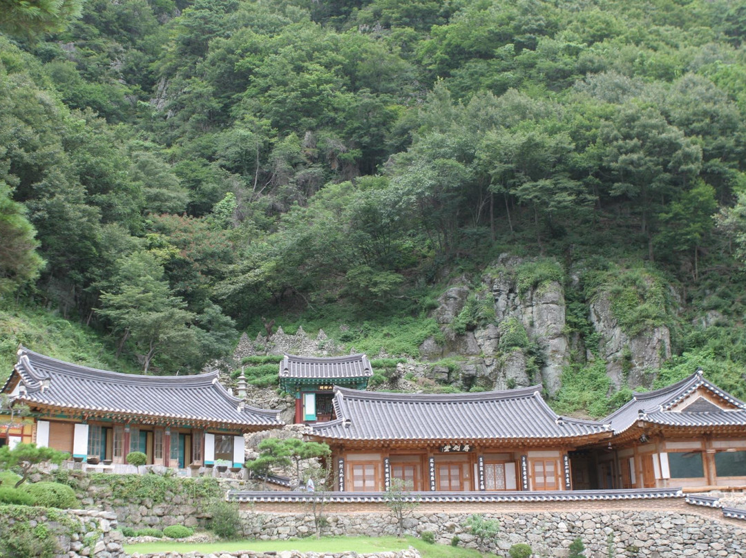 Cheongnyangsa Temple