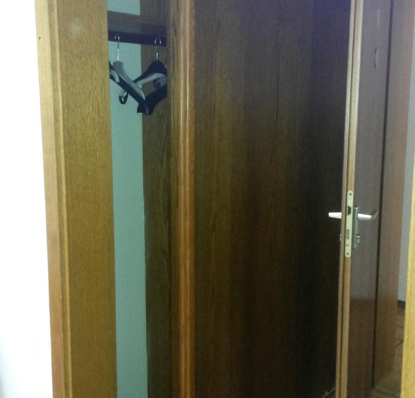 厄尔森塔尔酒店主图