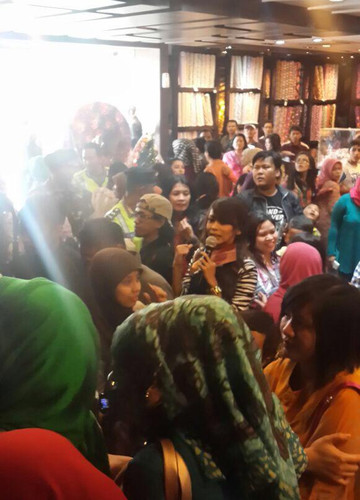 D'Fashion Textile & Tailor-万隆必去景点