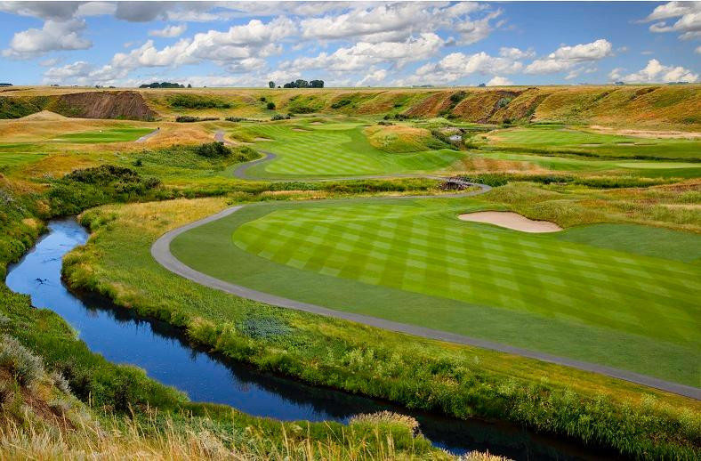 Desert Blume Golf Club-梅迪辛哈特必去景点