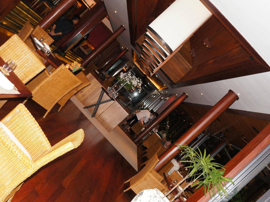 Silk Restaurant & Bar