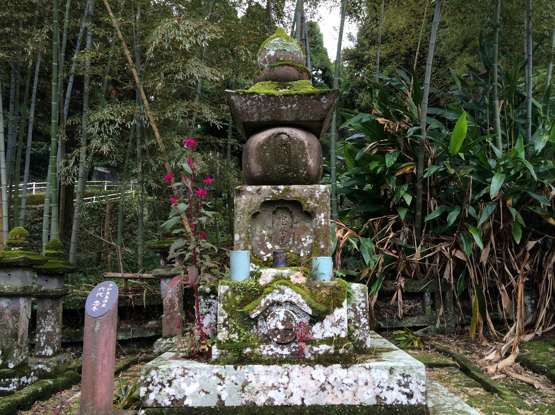 Imaizumi Shimazu Family Cemetery-指宿市必去景点