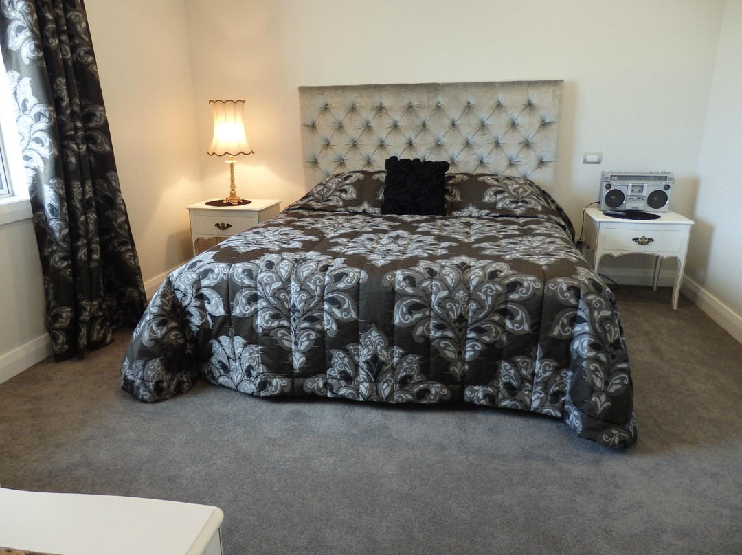 Matangi Oaks Boutique Bed & Breakfast主图