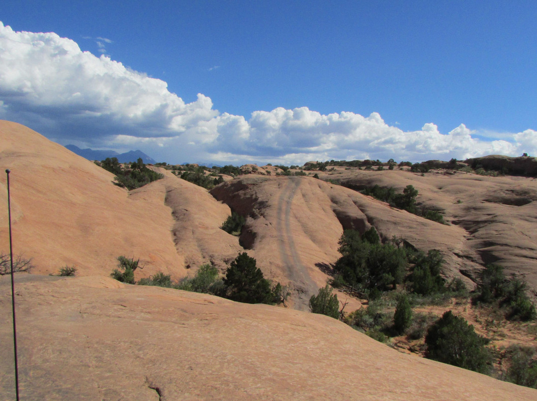 Monitor and Merriamac Rock Formations-峡谷地国家公园必去景点