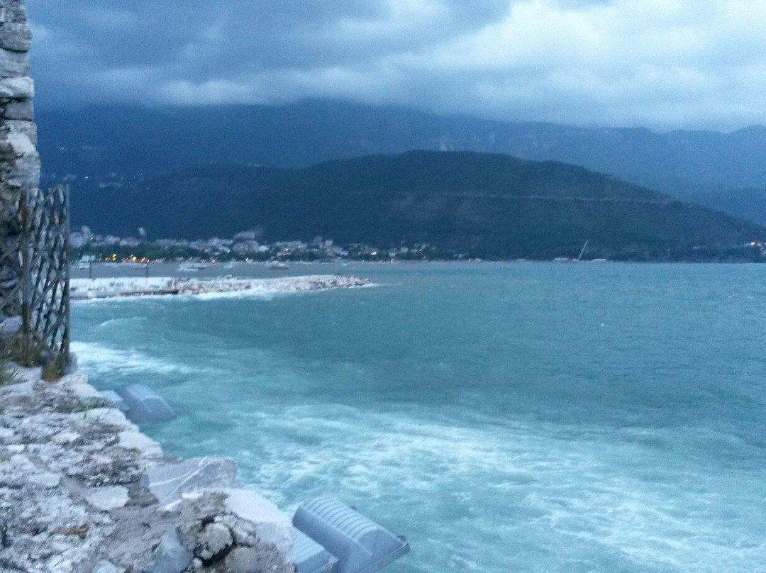 Embankment in Budva-布德瓦必去景点