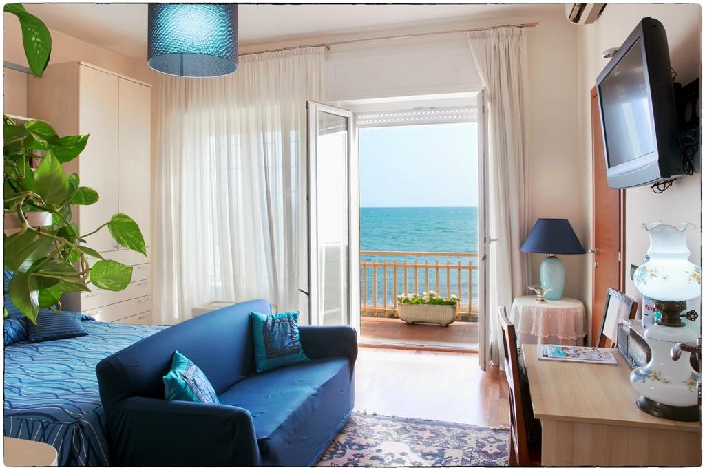 Palo Laziale酒店住宿-B&B La Spiaggia